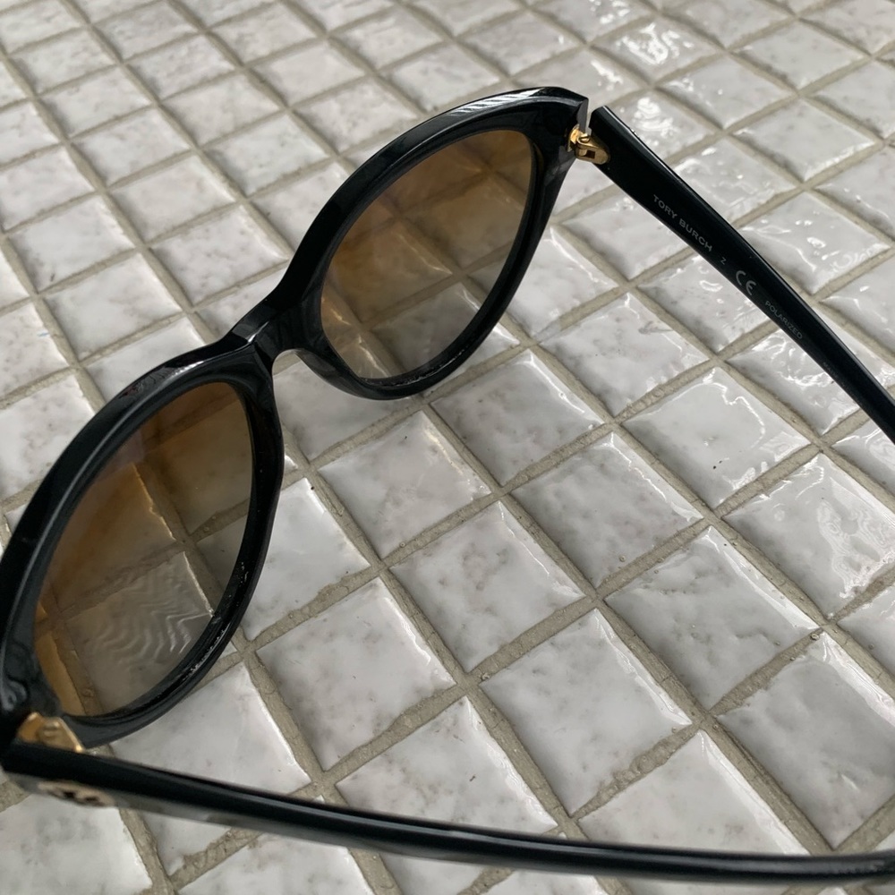 Tory Burch sunglasses - Picture 4 of 7